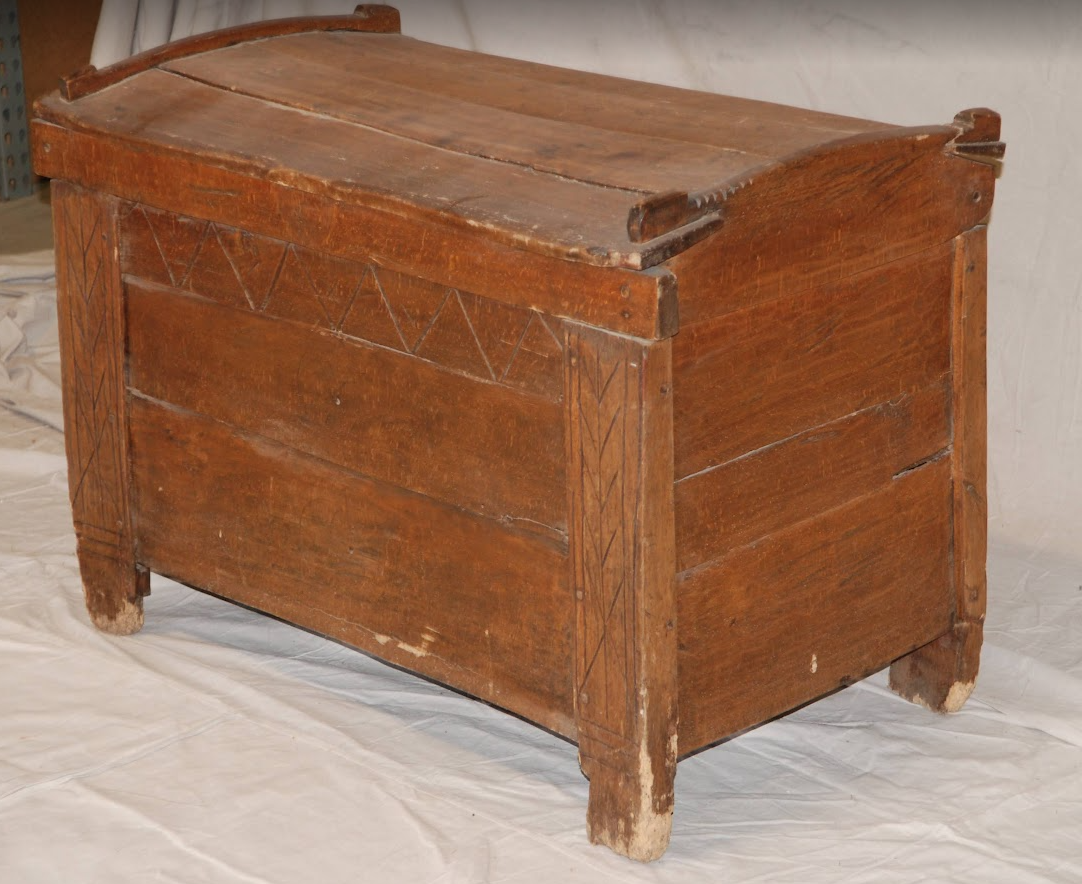 HAND BUILT DUTCH OAK TRUNK