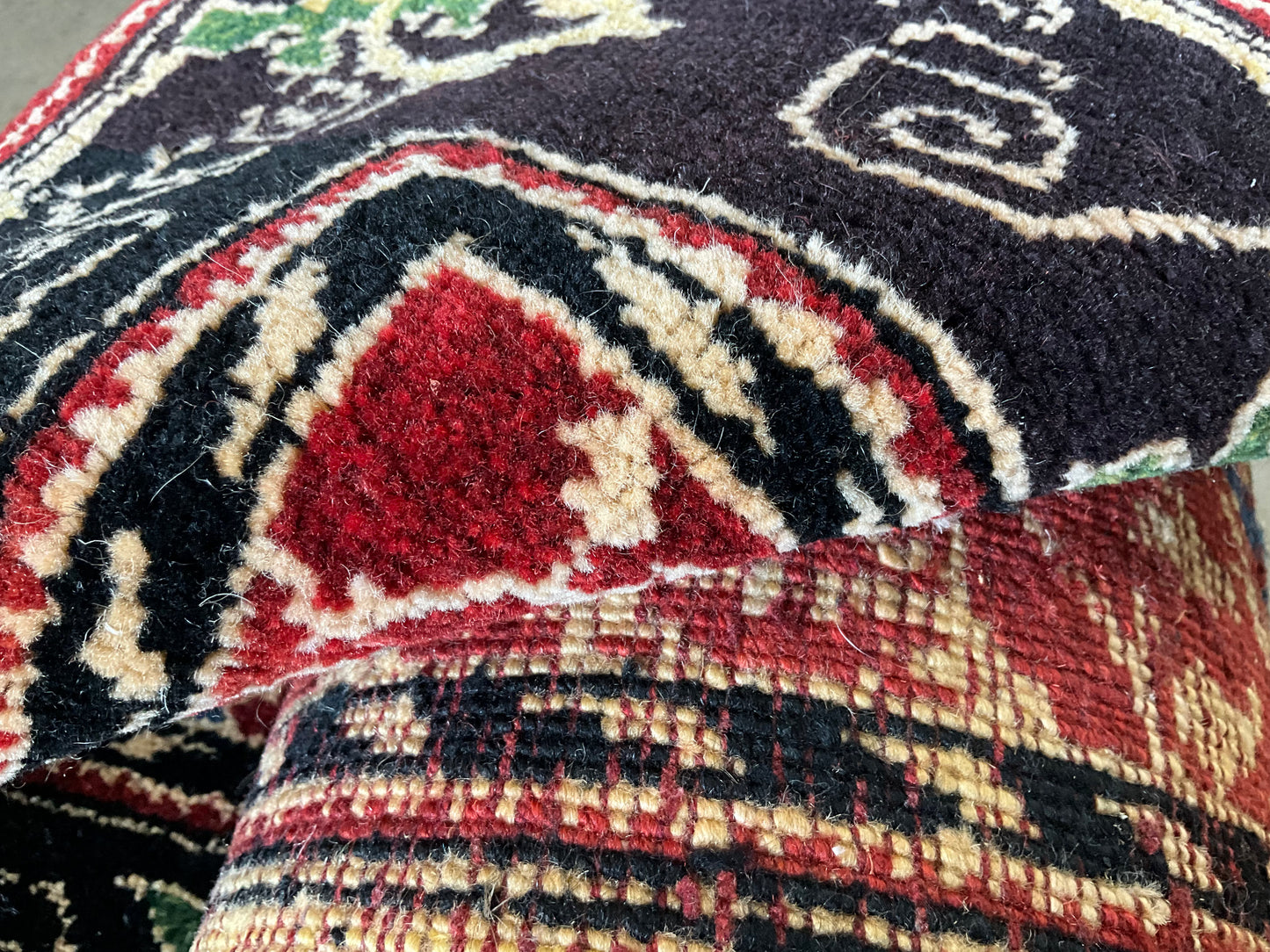 Hand Knoted Persian Rug