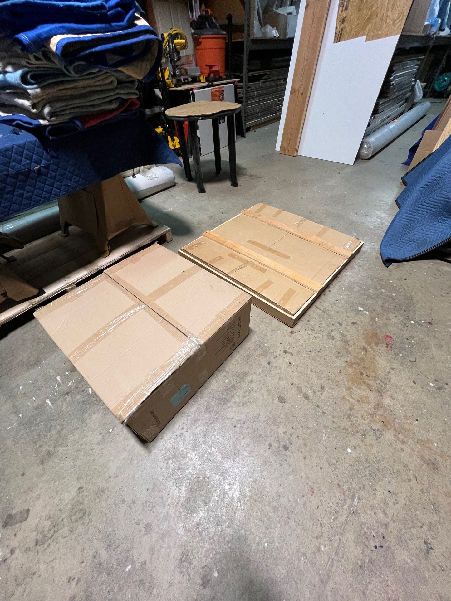 NUEVO ROSA COFFEE TABLE