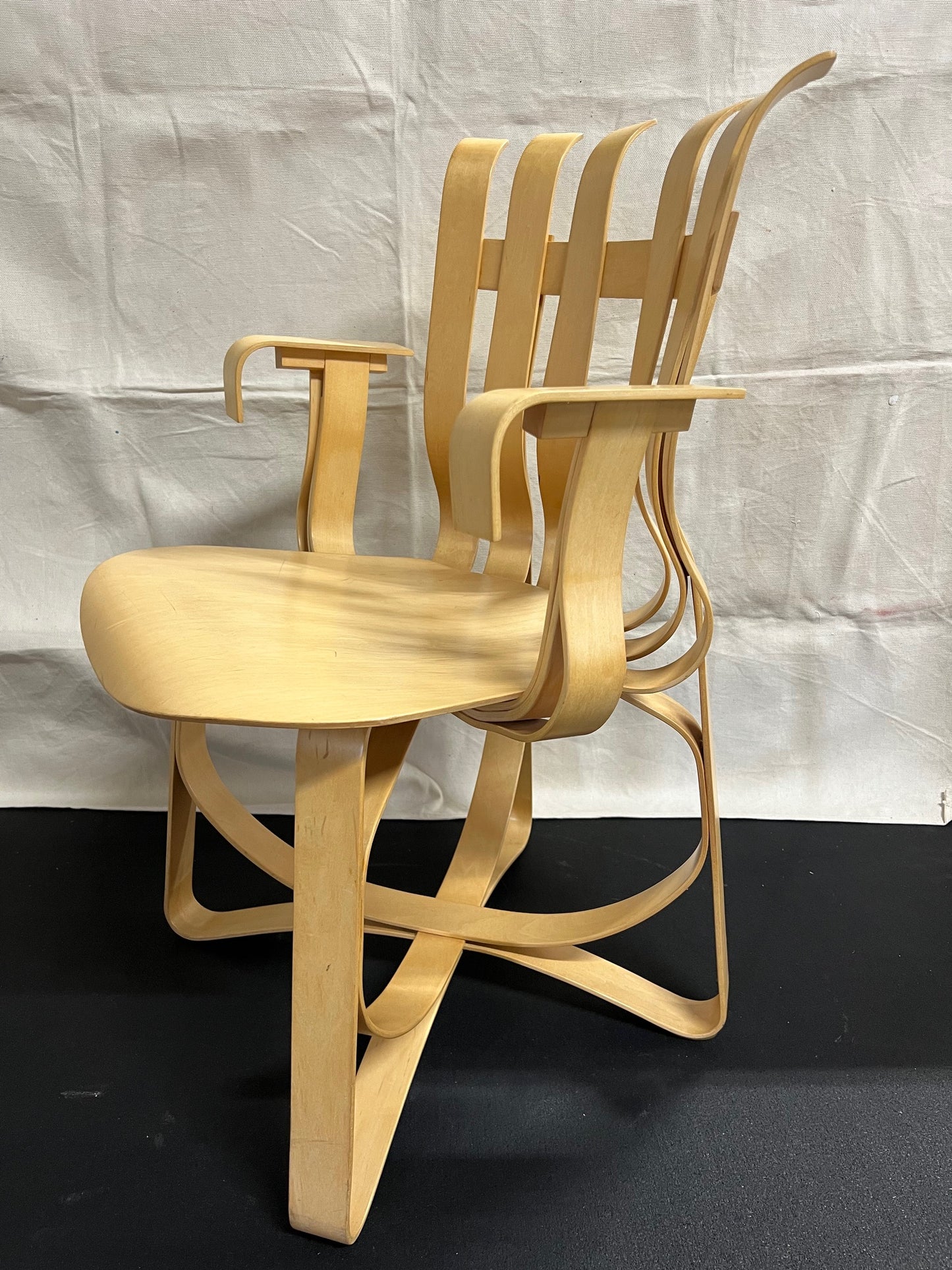knoll Studio Frank Gehry hat trick chairs