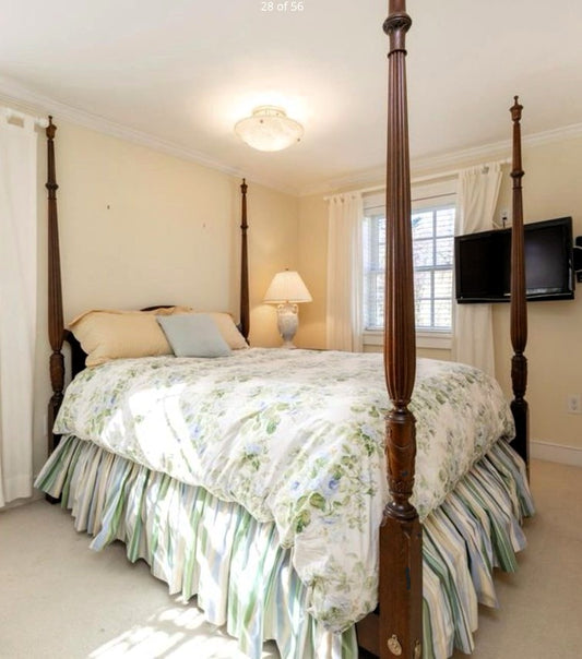 QUEEN FOUR POSTER MAHOGANY BED
